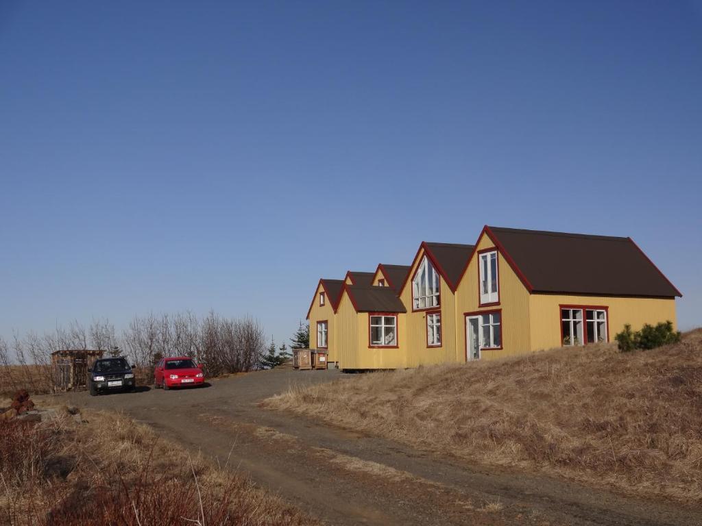 Julia'S Guesthouse B&B Hnaus Bagian luar foto
